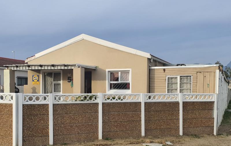 3 Bedroom Property for Sale in Strand Western Cape